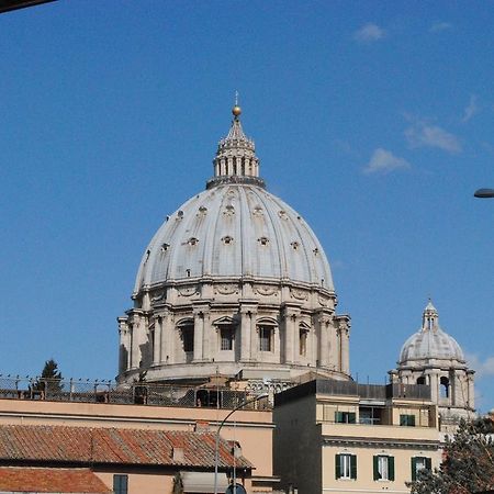 Di Fronte Alla Cupola โรม ห้อง รูปภาพ