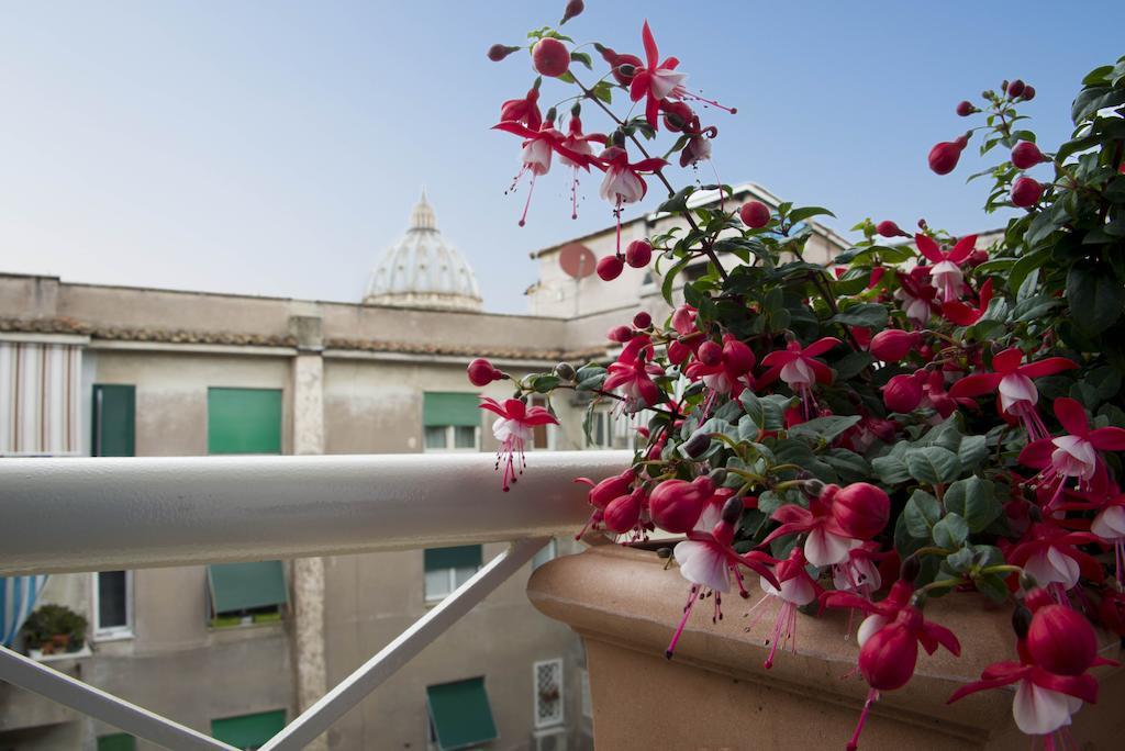 Di Fronte Alla Cupola โรม ห้อง รูปภาพ